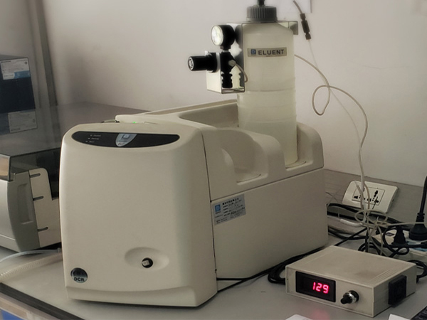 Ion chromatograph